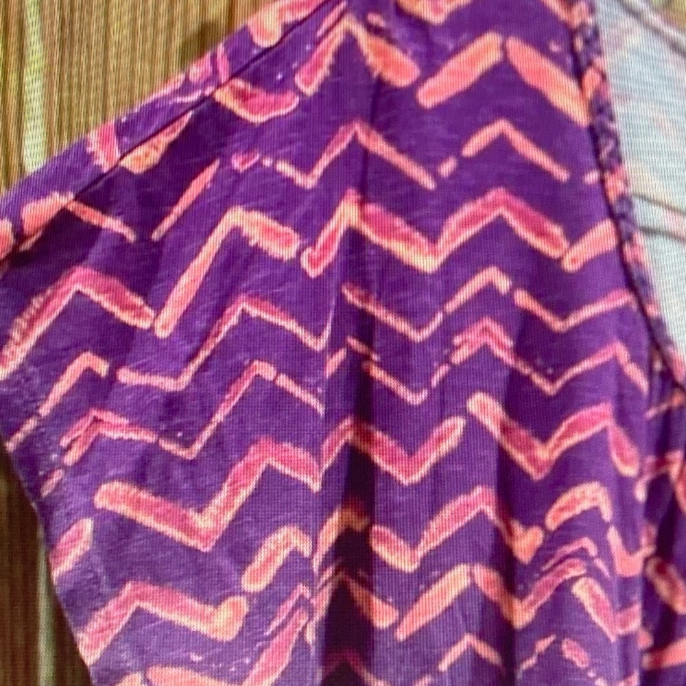 Sonoma Purple and Pink Chevron Scoop Neck Short Sleeve Top - Picture 3 of 5